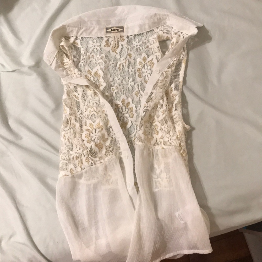 White beautiful tank with gold flower details